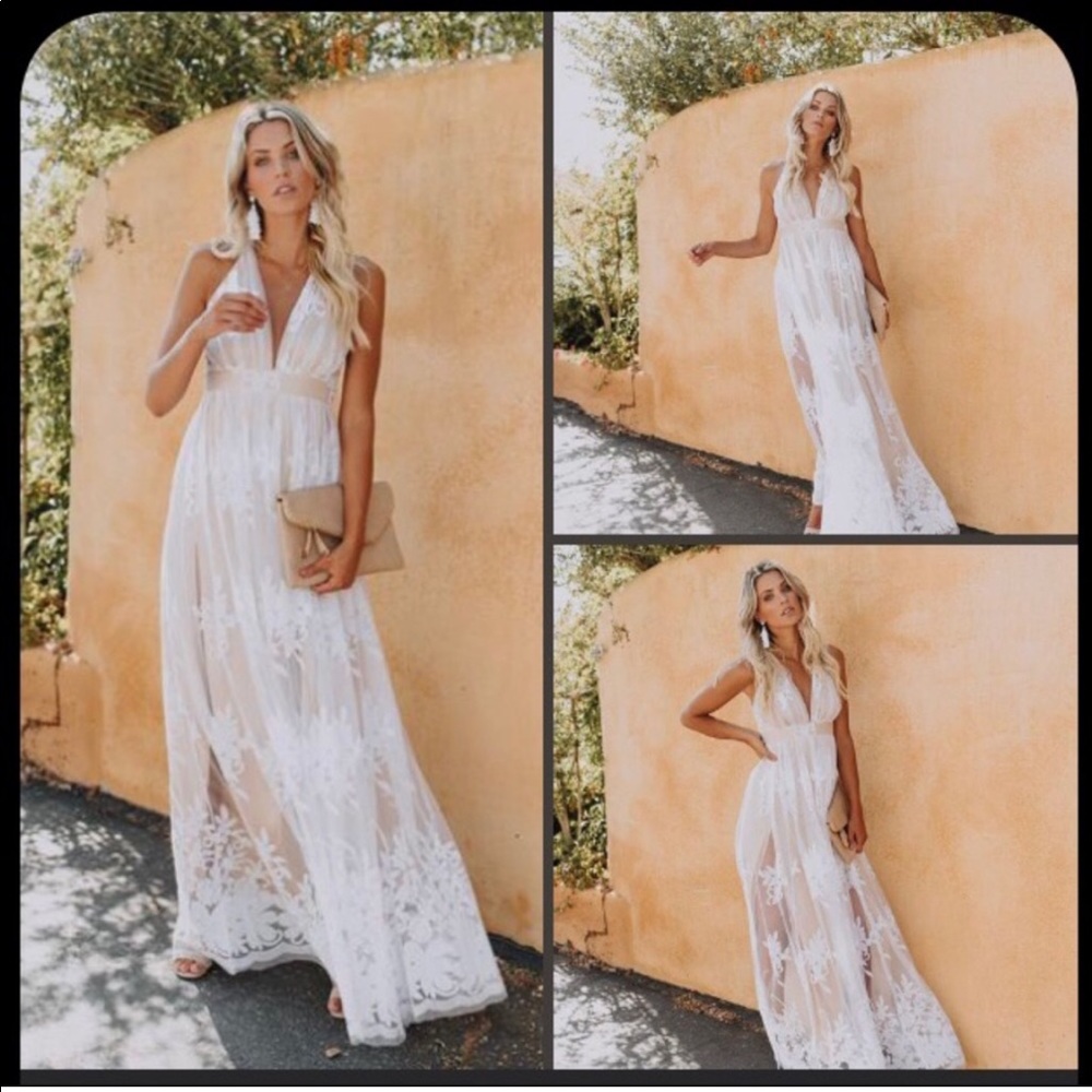 VICI Antonia Maxi Dress